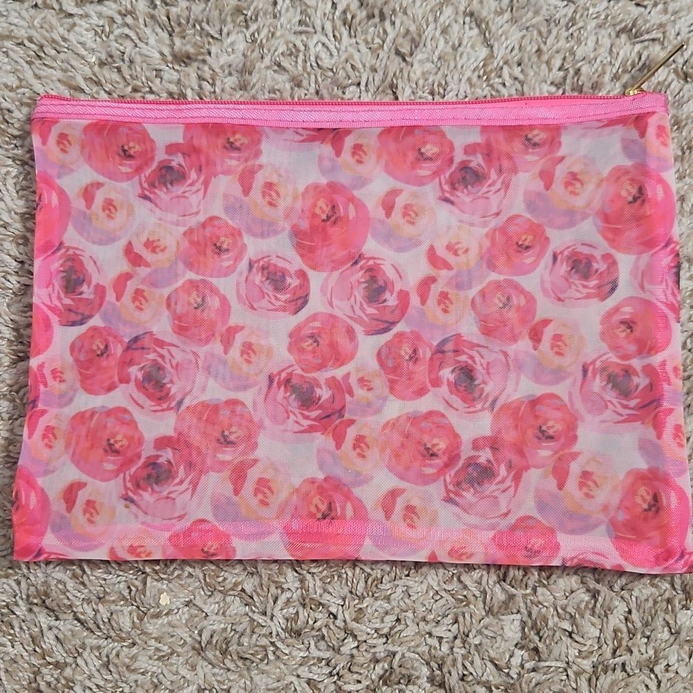 Nanette Lepore Floral Mesh Zip Pouch / Cosmetic Bag – Pink Rose Print